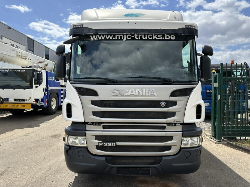 Scania P320 RETARDER - CLOSED BOX 8m25 x 2m47 x 2m30 - TAILLIFT 2000kg - EURO 6 - GOOD CONDITION - Lastbil varevogn: billede 2 Scania P320 RETARDER - CLOSED BOX 8m25 x 2m47 x 2m30 - TAILLIFT 2000kg - EURO 6 - GOOD CONDITION - Lastbil varevogn: billede 2
