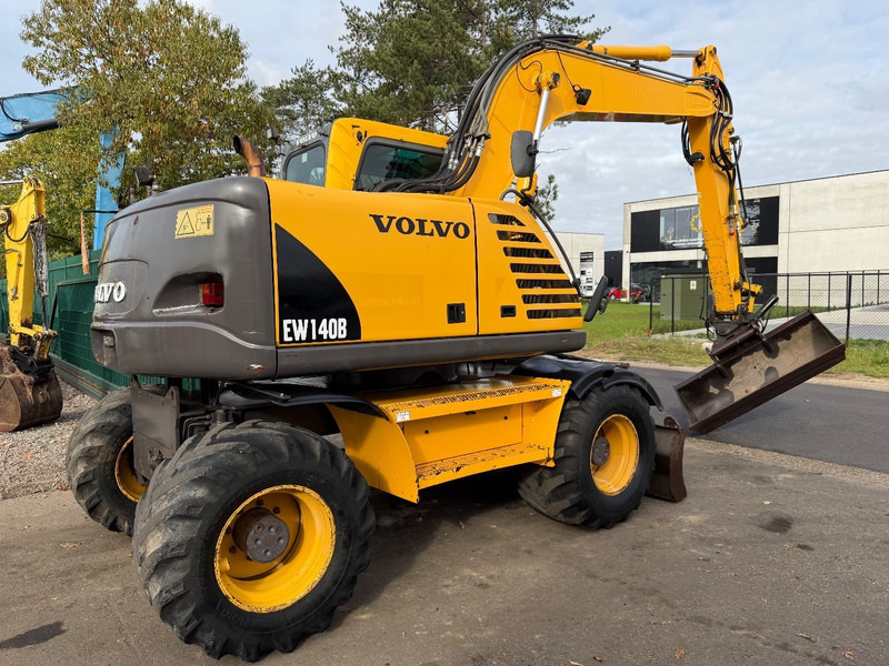 Volvo EW 140 B *FULL HYDR* - BLADE - 10.485h - TILT BUCKET - CE - NL MACHINE - GOOD CONDITION - Hjulgravemaskine: billede 3 Volvo EW 140 B *FULL HYDR* - BLADE - 10.485h - TILT BUCKET - CE - NL MACHINE - GOOD CONDITION - Hjulgravemaskine: billede 3