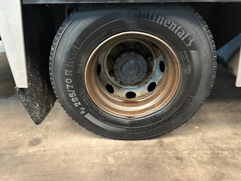 Kølevogn lastbil Volvo FL 240 - 16T FRIGO CARRIER SUPRA 750 Mt - BI-TEMPERATURE - EURO 5 - A/C - BELGIAN TRUCK: billede 16 Kølevogn lastbil Volvo FL 240 - 16T FRIGO CARRIER SUPRA 750 Mt - BI-TEMPERATURE - EURO 5 - A/C - BELGIAN TRUCK: billede 16