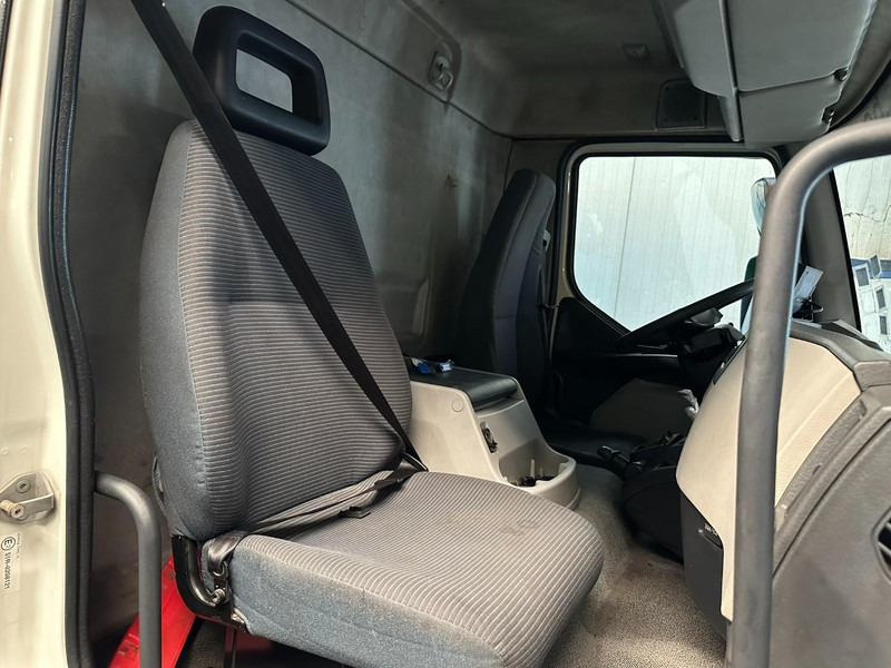 Kølevogn lastbil Volvo FL 240 - 16T FRIGO CARRIER SUPRA 750 Mt - BI-TEMPERATURE - EURO 5 - A/C - BELGIAN TRUCK: billede 19 Kølevogn lastbil Volvo FL 240 - 16T FRIGO CARRIER SUPRA 750 Mt - BI-TEMPERATURE - EURO 5 - A/C - BELGIAN TRUCK: billede 19