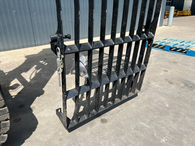 Cat 313E / 320F / 323E / 325F / 329E / 330F / 336E / 3 - Førerhus og interiør for Entreprenørmaskin: billede 4 Cat 313E / 320F / 323E / 325F / 329E / 330F / 336E / 3 - Førerhus og interiør for Entreprenørmaskin: billede 4