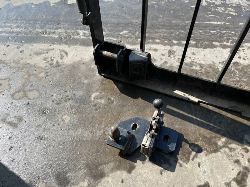 Cat 313E / 320F / 323E / 325F / 329E / 330F / 336E / 3 - Førerhus og interiør for Entreprenørmaskin: billede 5 Cat 313E / 320F / 323E / 325F / 329E / 330F / 336E / 3 - Førerhus og interiør for Entreprenørmaskin: billede 5