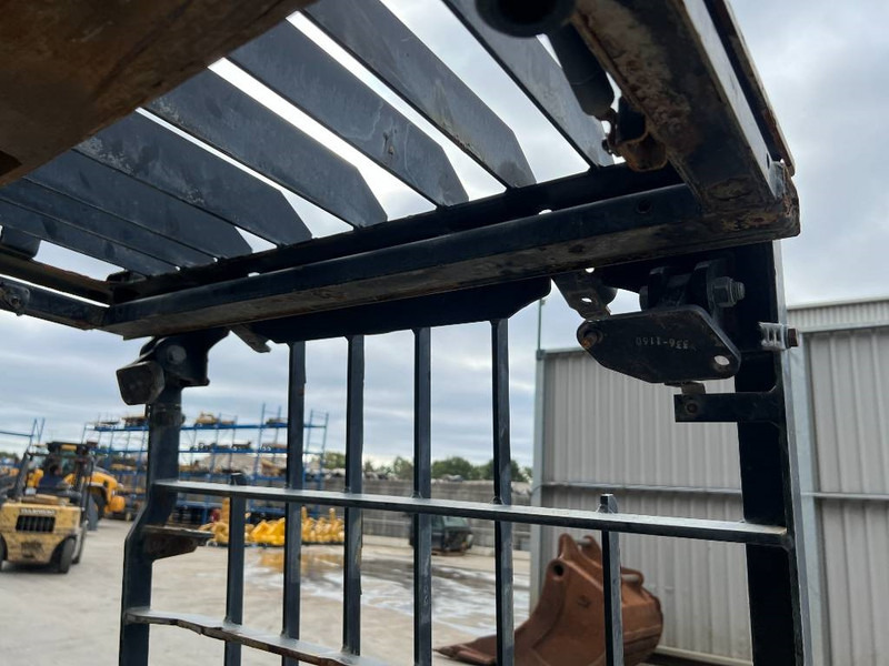 Cat 313E / M315F / 320F / 323E / 325F / 329E / 330F / - Førerhus og interiør for Entreprenørmaskin: billede 4 Cat 313E / M315F / 320F / 323E / 325F / 329E / 330F / - Førerhus og interiør for Entreprenørmaskin: billede 4