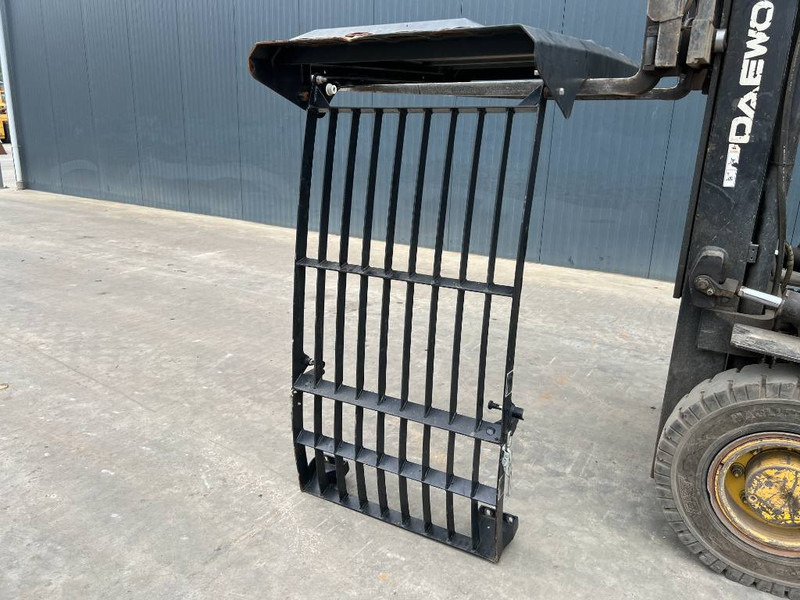 Cat M313D / M315D / M316D / M318D / M322D / M325D - Førerhus og interiør for Entreprenørmaskin: billede 1 Cat M313D / M315D / M316D / M318D / M322D / M325D - Førerhus og interiør for Entreprenørmaskin: billede 1