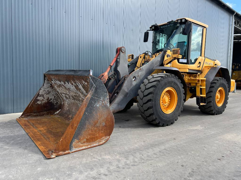 Volvo L90F - Gummihjulslæsser: billede 1 Volvo L90F - Gummihjulslæsser: billede 1