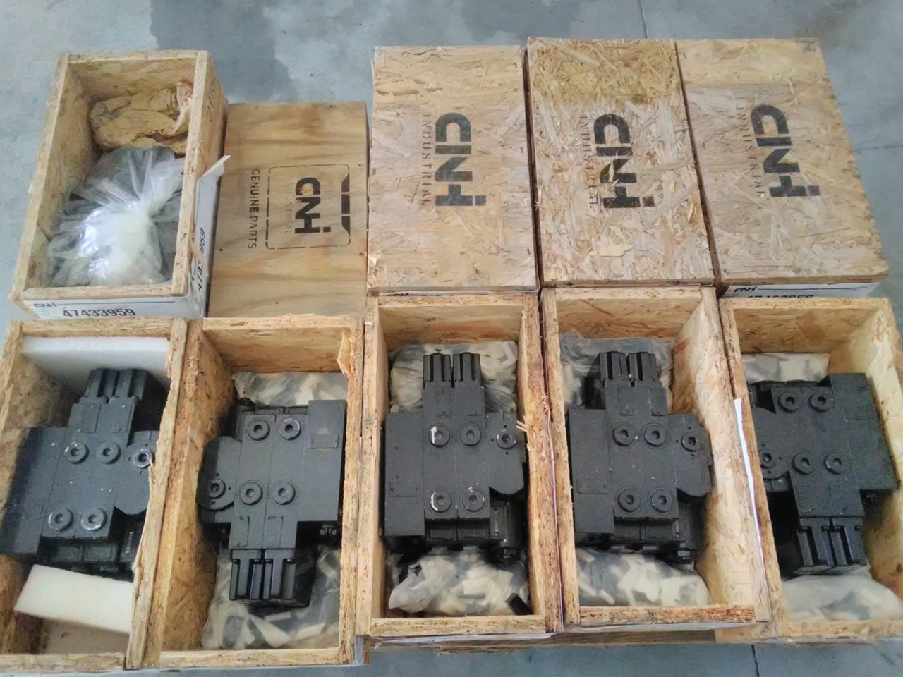 CNH 47433959 - Ventil for Landbrugsmaskine: billede 1 CNH 47433959 - Ventil for Landbrugsmaskine: billede 1