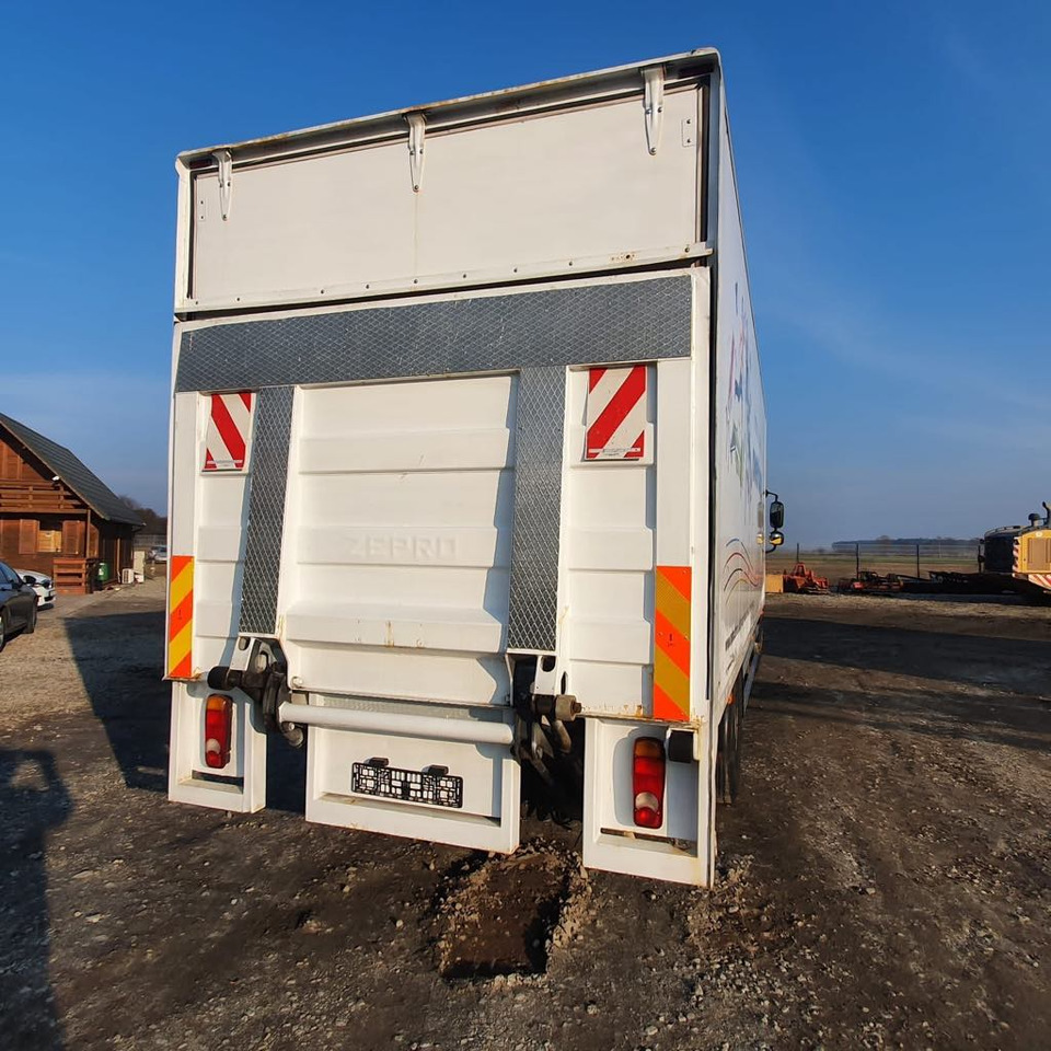 DAF CF 65.220 - Lastbil varevogn: billede 4 DAF CF 65.220 - Lastbil varevogn: billede 4