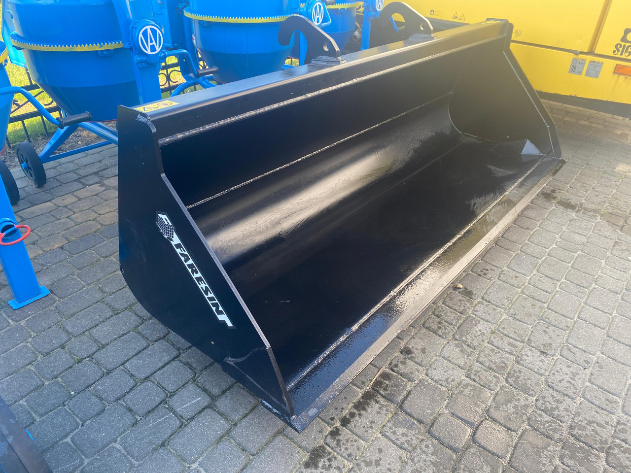 Skovl for Entreprenørmaskin FARESIN WHITES GP BUCKET 2440 mm FH 8U FR00: billede 1
