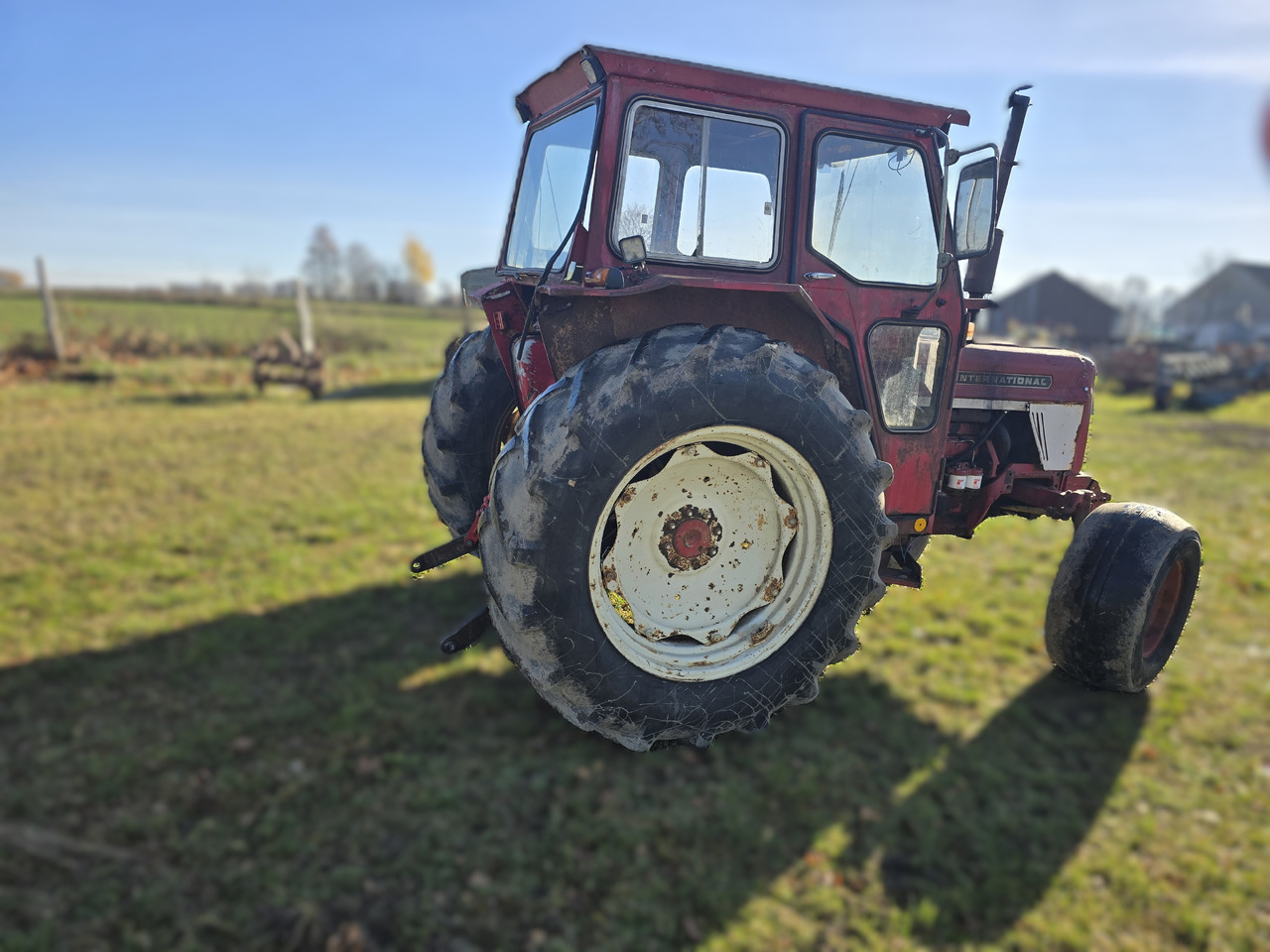 INTERNATIONAL 574 - Traktor: billede 5 INTERNATIONAL 574 - Traktor: billede 5