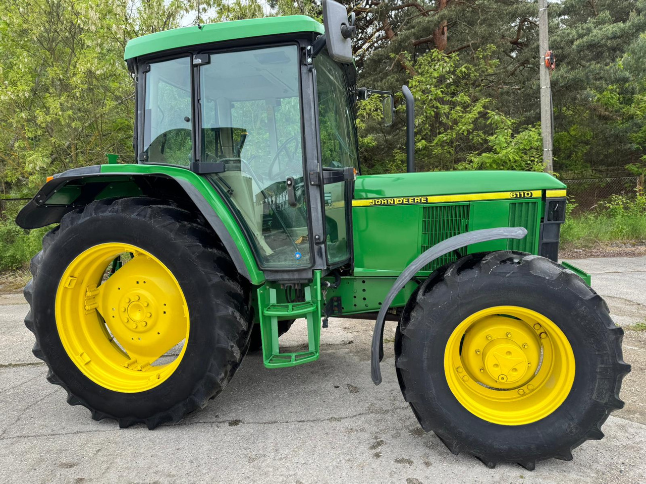 JOHN DEERE 6110 - Traktor: billede 5 JOHN DEERE 6110 - Traktor: billede 5