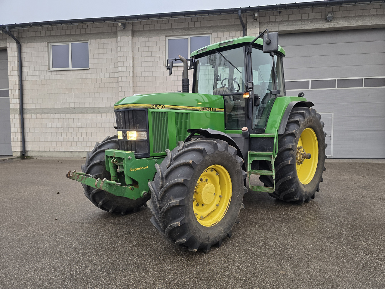 JOHN DEERE 7600 - Traktor: billede 5 JOHN DEERE 7600 - Traktor: billede 5
