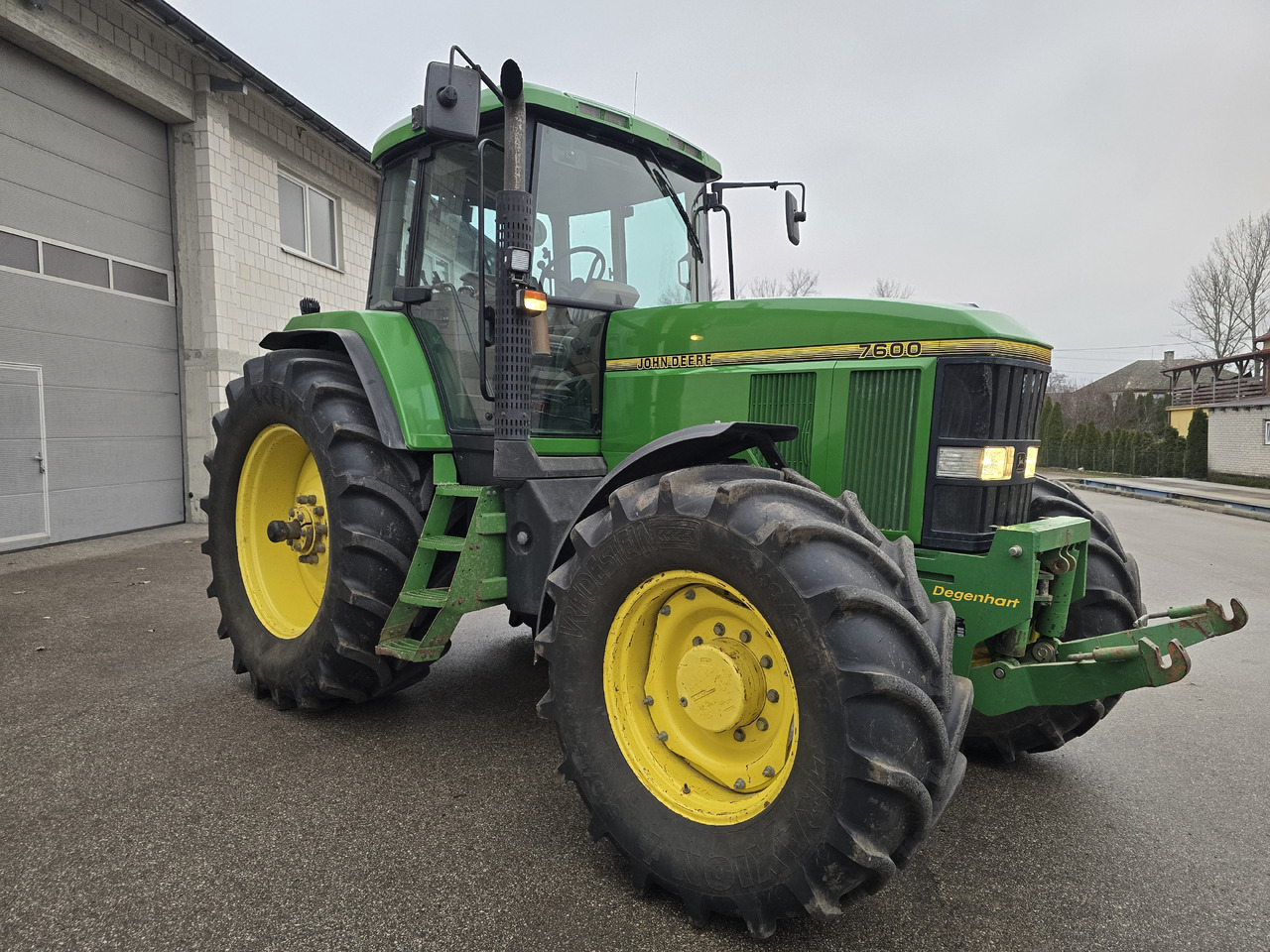 JOHN DEERE 7600 - Traktor: billede 1 JOHN DEERE 7600 - Traktor: billede 1