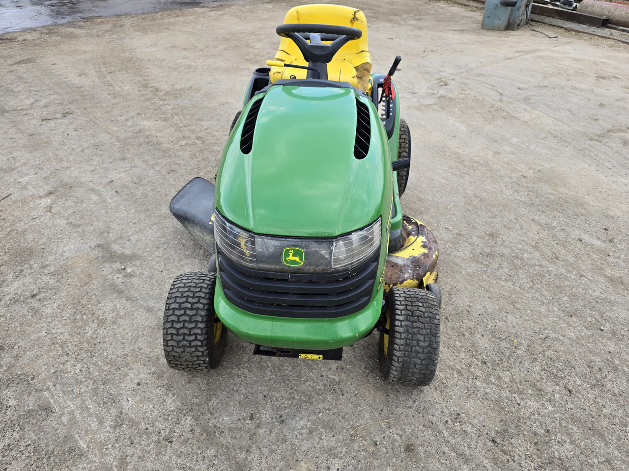 JOHN DEERE L107 Automatic - Plæneklipper: billede 4 JOHN DEERE L107 Automatic - Plæneklipper: billede 4