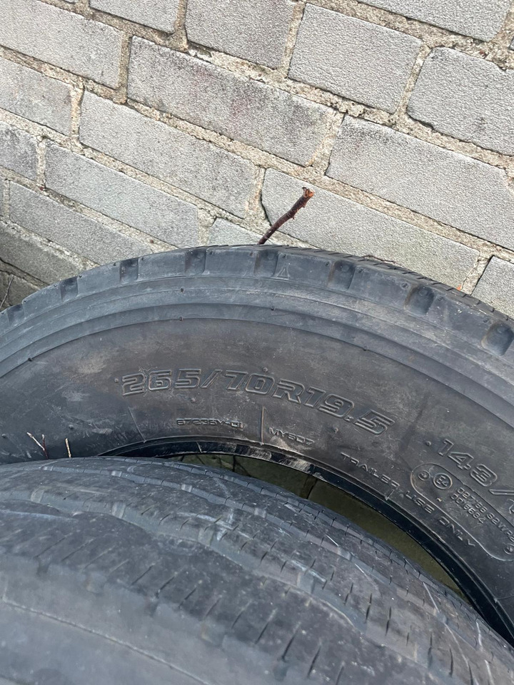 - Dæk for Entreprenørmaskin: billede 5 - Dæk for Entreprenørmaskin: billede 5