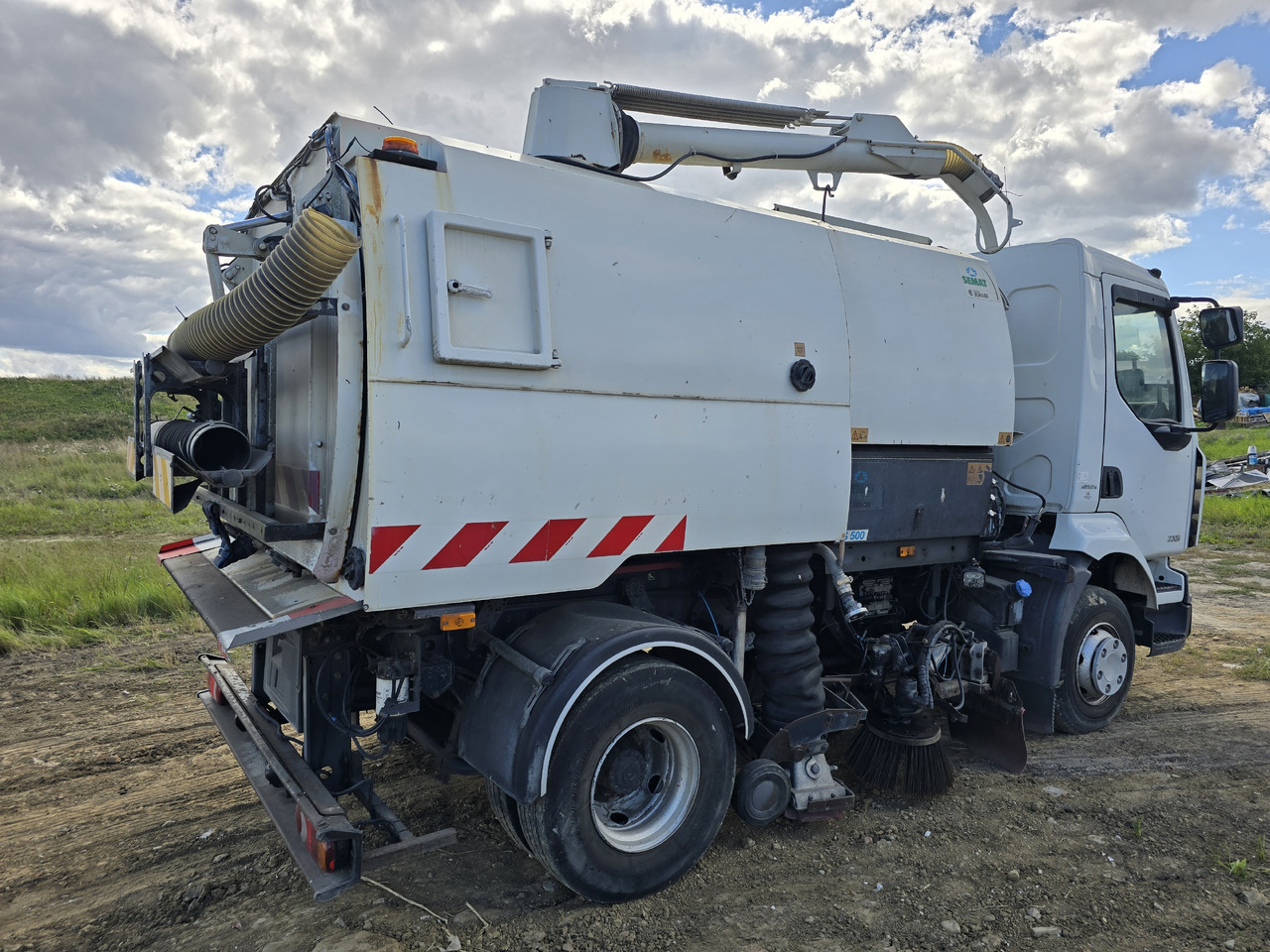 RENAULT Midlum - Fejebil: billede 4 RENAULT Midlum - Fejebil: billede 4