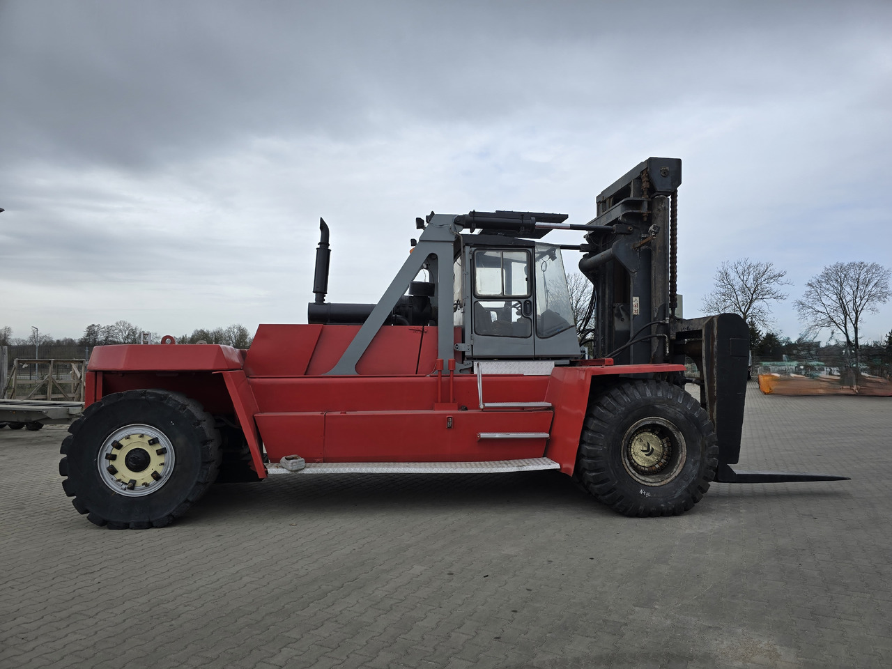 Containerbil/ Veksellad lastbil kalmar KALMAR DCD420-12: billede 6