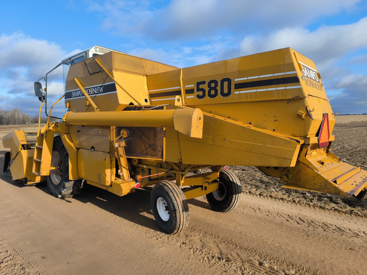 Sampo Rosenlew 580 - Mejetærsker: billede 4 Sampo Rosenlew 580 - Mejetærsker: billede 4