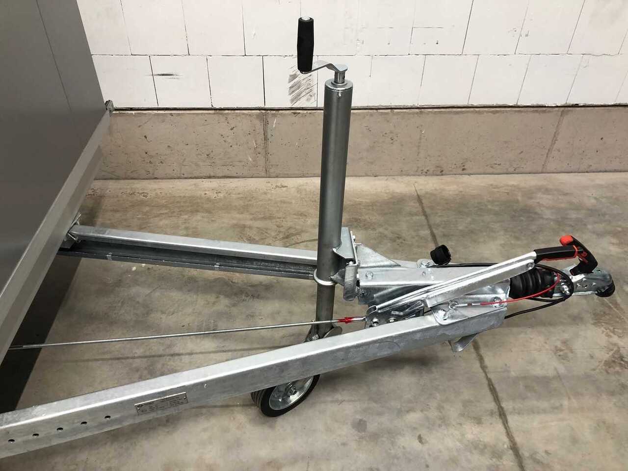 Leje en VEZEKO TK B 15.35 SP Flügeltüren Kofferanhänger VEZEKO TK B 15.35 SP Flügeltüren Kofferanhänger: billede 13 Leje en VEZEKO TK B 15.35 SP Flügeltüren Kofferanhänger VEZEKO TK B 15.35 SP Flügeltüren Kofferanhänger: billede 13