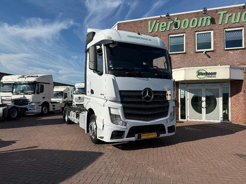 Mercedes-Benz Actros Actros 2542LL 6X2 BDF / ACC / AHK/ TUV 8-2026 / NL TRUCK - Containerbil/ Veksellad lastbil: billede 1 Mercedes-Benz Actros Actros 2542LL 6X2 BDF / ACC / AHK/ TUV 8-2026 / NL TRUCK - Containerbil/ Veksellad lastbil: billede 1