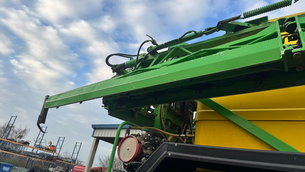 Dammann DT 2500 H 6000l 30 m - Selvkørende sprøjte: billede 3 Dammann DT 2500 H 6000l 30 m - Selvkørende sprøjte: billede 3