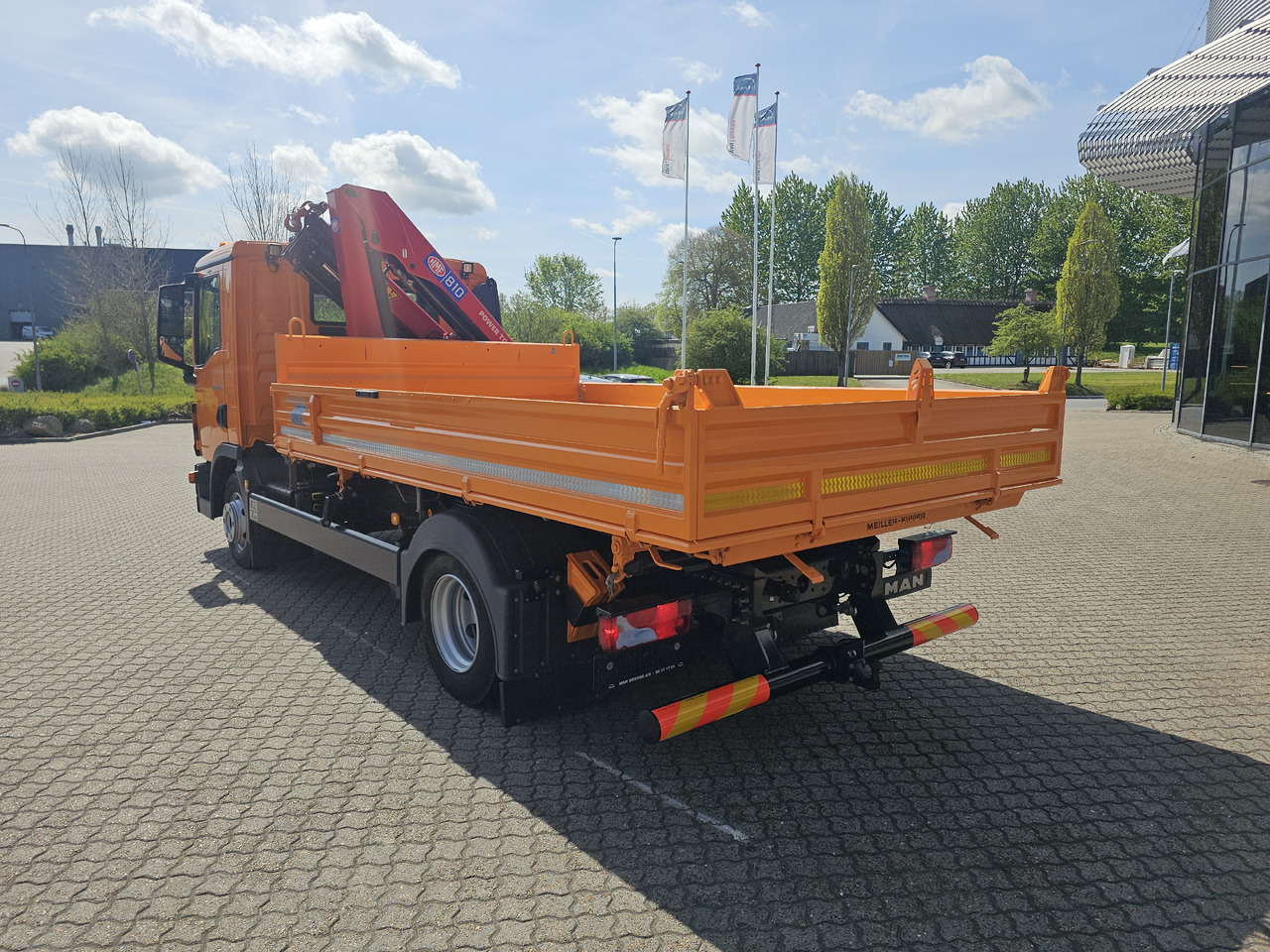Tipvogn lastbil, Lastbil med kran MAN TGL 8.220: billede 33
