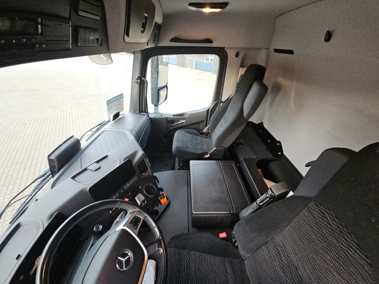 Mercedes Actros 1845 - Lastbil med lad: billede 5 Mercedes Actros 1845 - Lastbil med lad: billede 5