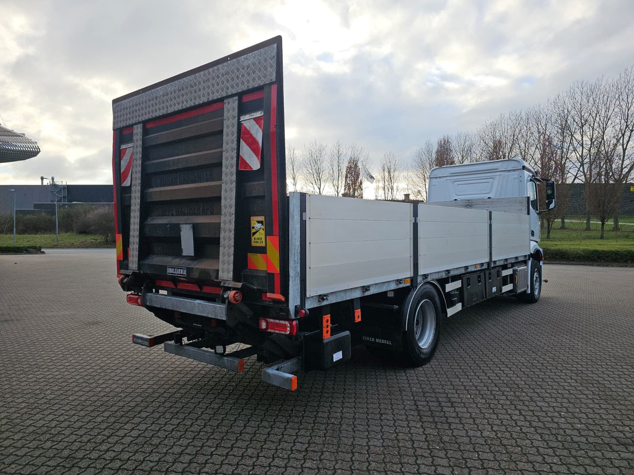 Mercedes Actros 1845 - Lastbil med lad: billede 3 Mercedes Actros 1845 - Lastbil med lad: billede 3