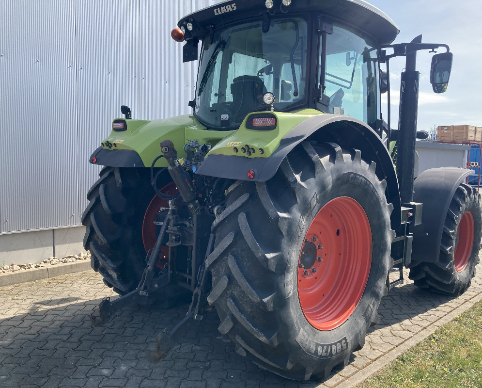 CLAAS Arion 650 CEBIS - Traktor: billede 2 CLAAS Arion 650 CEBIS - Traktor: billede 2