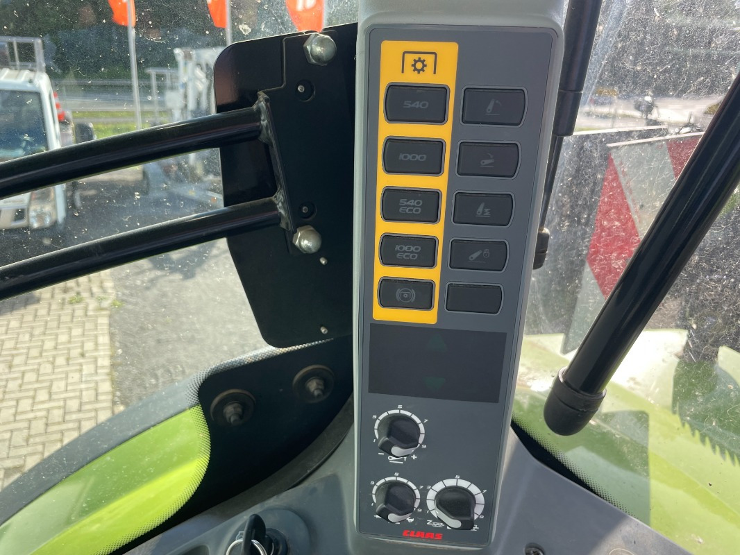 CLAAS Arion 660 CMATIC - Traktor: billede 2 CLAAS Arion 660 CMATIC - Traktor: billede 2