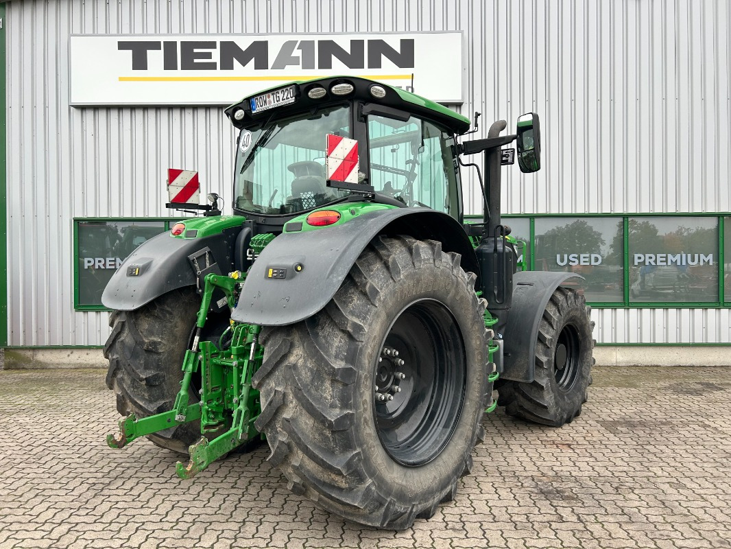 John Deere 6215R - Traktor: billede 2 John Deere 6215R - Traktor: billede 2