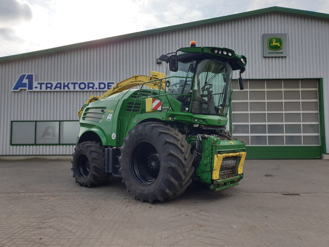 John Deere 8600 - Høstmaskine: billede 2 John Deere 8600 - Høstmaskine: billede 2