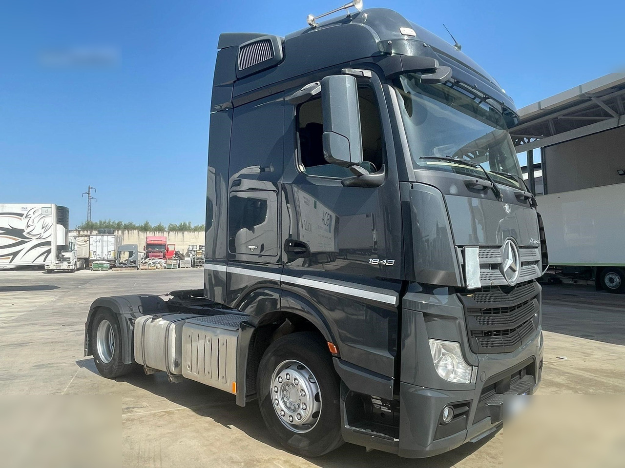 MERCEDES-BENZ ACTROS 1848 - Trækker: billede 2 MERCEDES-BENZ ACTROS 1848 - Trækker: billede 2