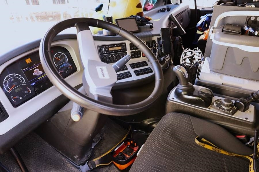 Demag AC220-5 Dutch Registration, 10x6x10, 220t Capacity - Alle terræn kran: billede 4 Demag AC220-5 Dutch Registration, 10x6x10, 220t Capacity - Alle terræn kran: billede 4