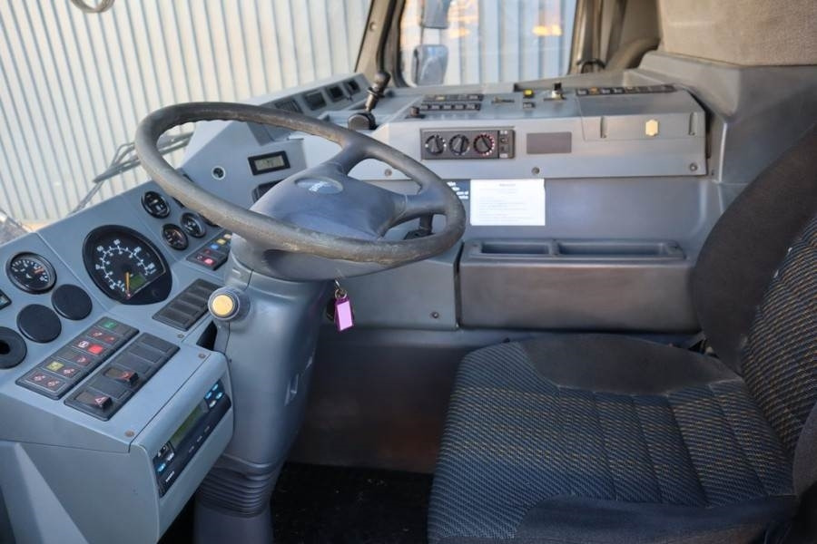 Grove GMK3055 Diesel, 6x6x6, 55t Capacity, 43m Main Boom - Alle terræn kran: billede 4 Grove GMK3055 Diesel, 6x6x6, 55t Capacity, 43m Main Boom - Alle terræn kran: billede 4