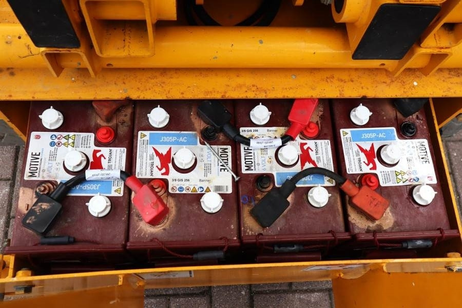 Haulotte Compact 12 Electric, 12m Working Height, 300kg Cap - Sakselift: billede 5 Haulotte Compact 12 Electric, 12m Working Height, 300kg Cap - Sakselift: billede 5