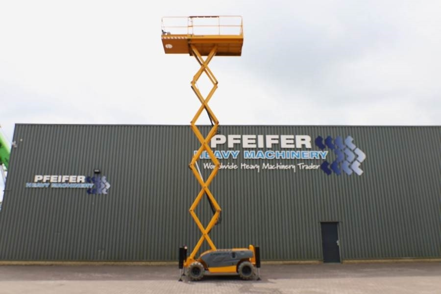Haulotte Compact 12RTE Electric, 12m Working Height, 450kg - Sakselift: billede 3 Haulotte Compact 12RTE Electric, 12m Working Height, 450kg - Sakselift: billede 3