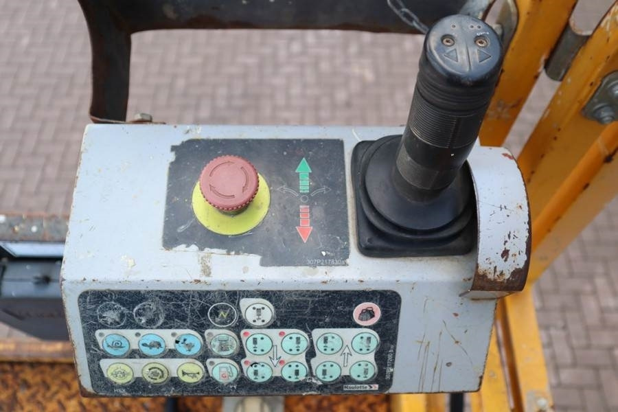 Haulotte H15SXL Diesel, 4x4 Drive, 15m Working Height, 500k - Sakselift: billede 4 Haulotte H15SXL Diesel, 4x4 Drive, 15m Working Height, 500k - Sakselift: billede 4