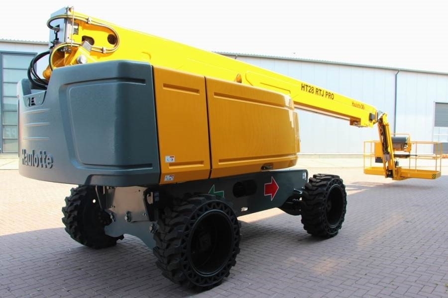 Haulotte HT28RTJ Pro Diesel, 4x4 Drive, 27.9 m Working Heig - Teleskoplift: billede 2 Haulotte HT28RTJ Pro Diesel, 4x4 Drive, 27.9 m Working Heig - Teleskoplift: billede 2