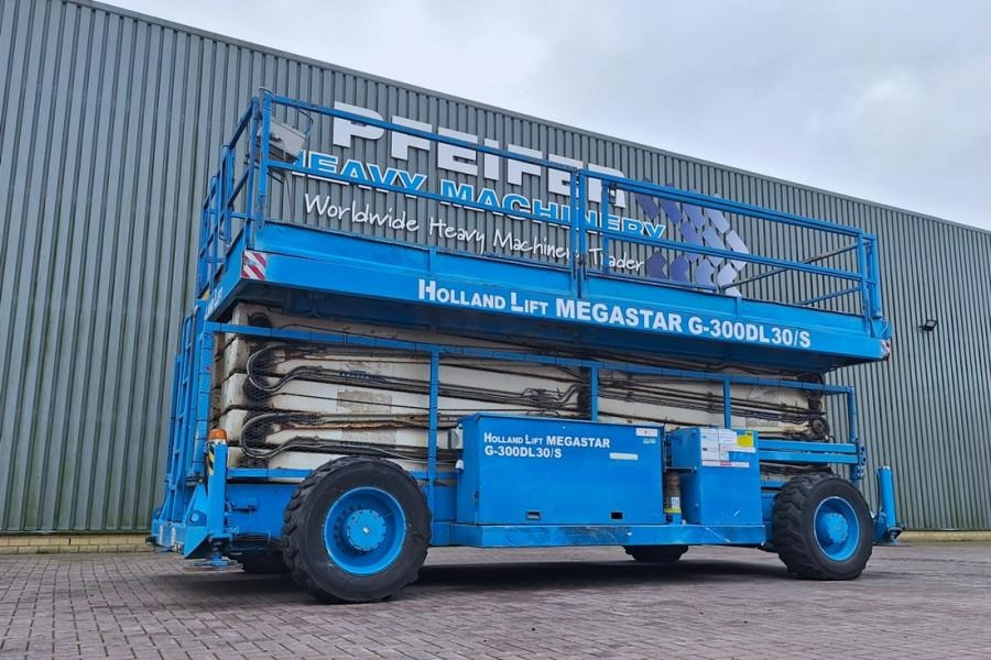 Holland Lift Megastar G-300DL30/S Diesel, 4x4x4 Drive, 33.5m Wo - Sakselift: billede 1 Holland Lift Megastar G-300DL30/S Diesel, 4x4x4 Drive, 33.5m Wo - Sakselift: billede 1