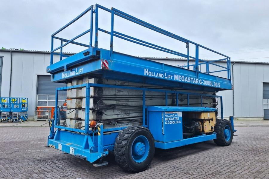 Holland Lift Megastar G-300DL30/S Diesel, 4x4x4 Drive, 33.5m Wo - Sakselift: billede 2 Holland Lift Megastar G-300DL30/S Diesel, 4x4x4 Drive, 33.5m Wo - Sakselift: billede 2