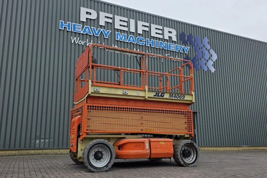 JLG M4069 Hybrid, 14.2m Working Height, 360kg Capacity - Sakselift: billede 1 JLG M4069 Hybrid, 14.2m Working Height, 360kg Capacity - Sakselift: billede 1