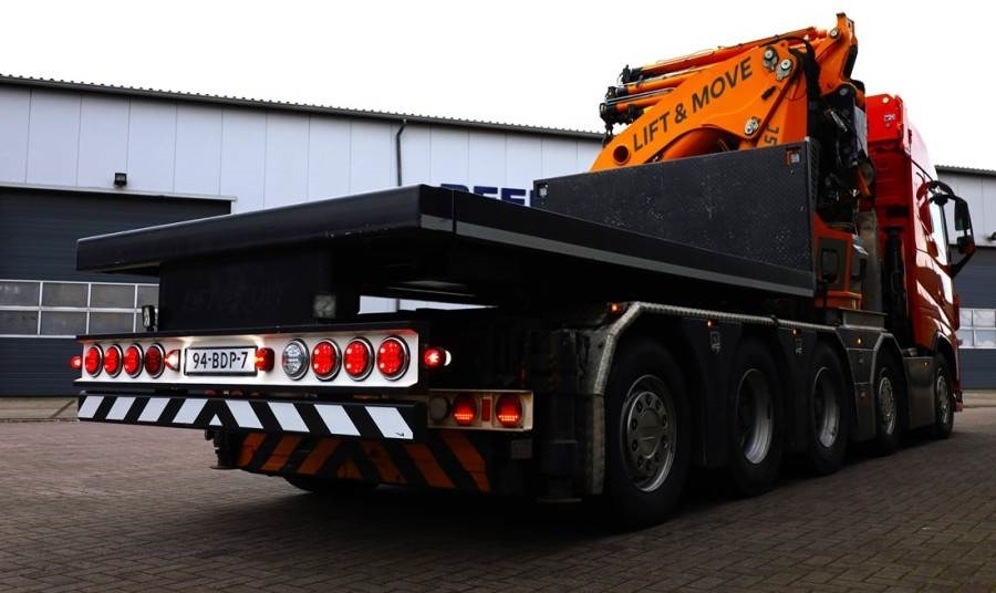Volvo FH12 With Cormach 135tm Crane Volvo FH12 10x4 With - Alle terræn kran: billede 2 Volvo FH12 With Cormach 135tm Crane Volvo FH12 10x4 With - Alle terræn kran: billede 2