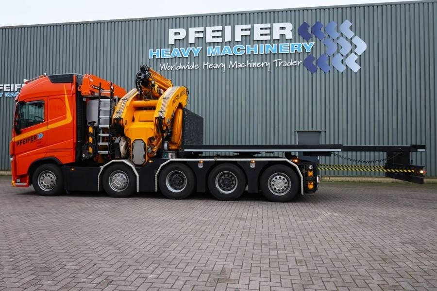 Volvo FH12 With Cormach 135tm Crane Volvo FH12 10x4 With - Alle terræn kran: billede 3 Volvo FH12 With Cormach 135tm Crane Volvo FH12 10x4 With - Alle terræn kran: billede 3
