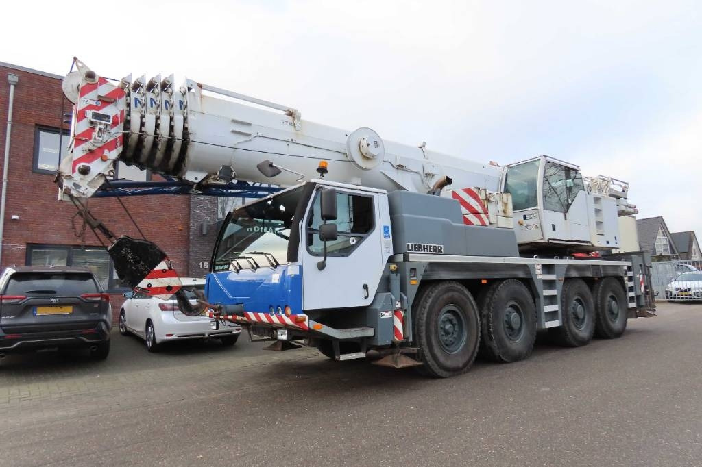 Liebherr LTM 1090-4.1 - Alle terræn kran: billede 1 Liebherr LTM 1090-4.1 - Alle terræn kran: billede 1