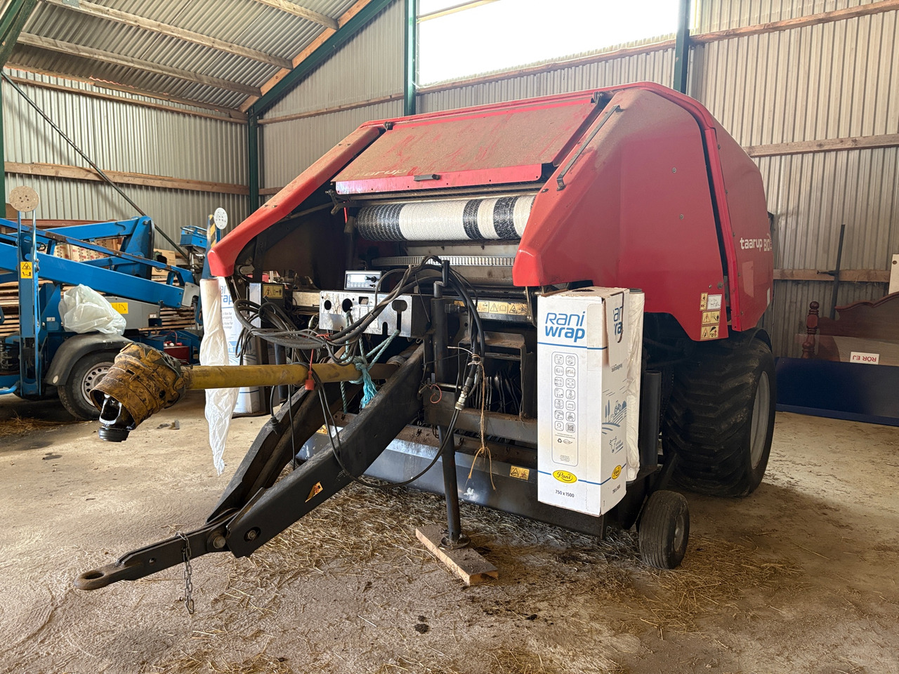 Kverneland Taarup 6844 - Rundballepresse: billede 1 Kverneland Taarup 6844 - Rundballepresse: billede 1