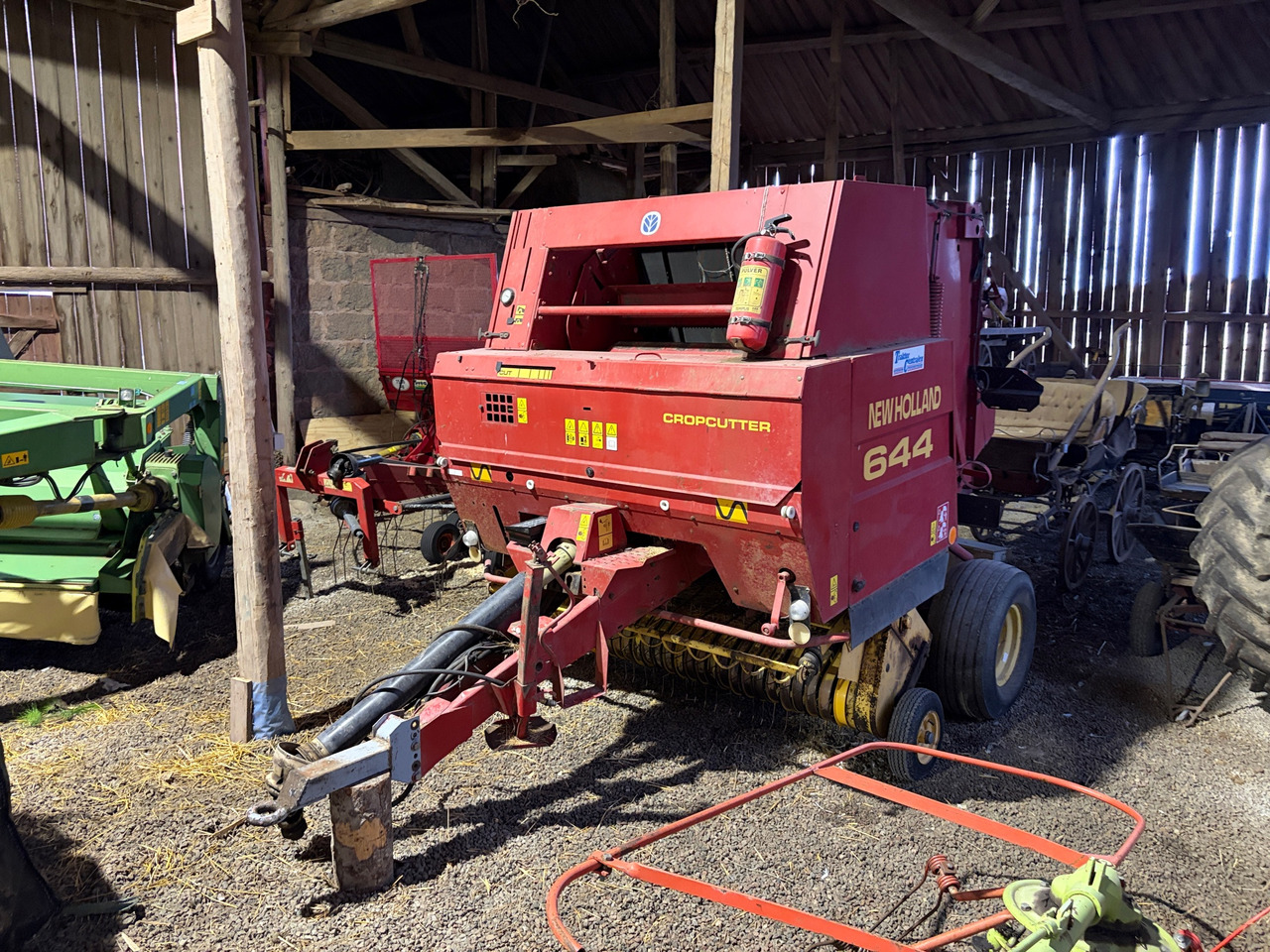 New Holland 644 - Rundballepresse: billede 1 New Holland 644 - Rundballepresse: billede 1