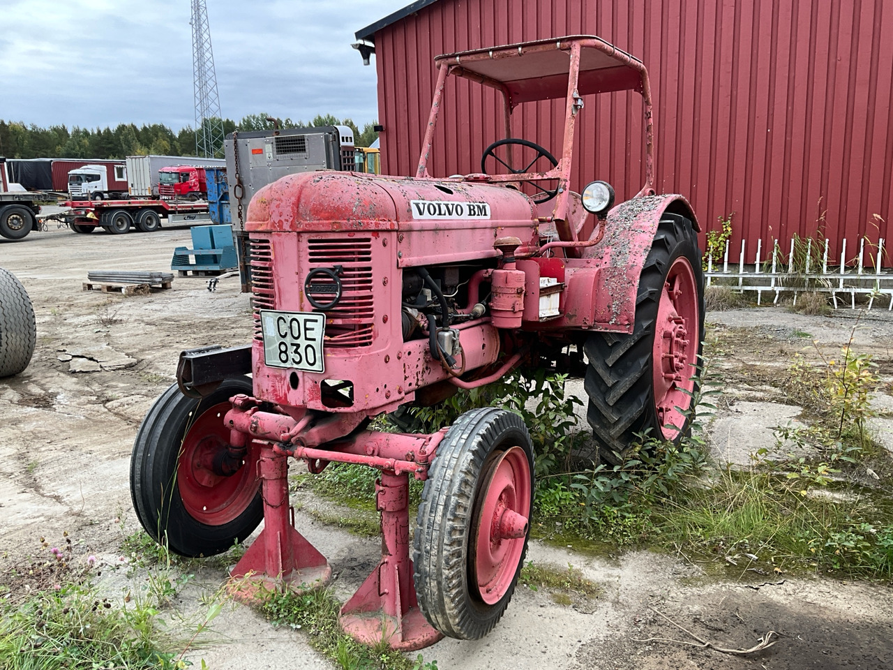 Volvo BM T 33 - Traktor: billede 1 Volvo BM T 33 - Traktor: billede 1
