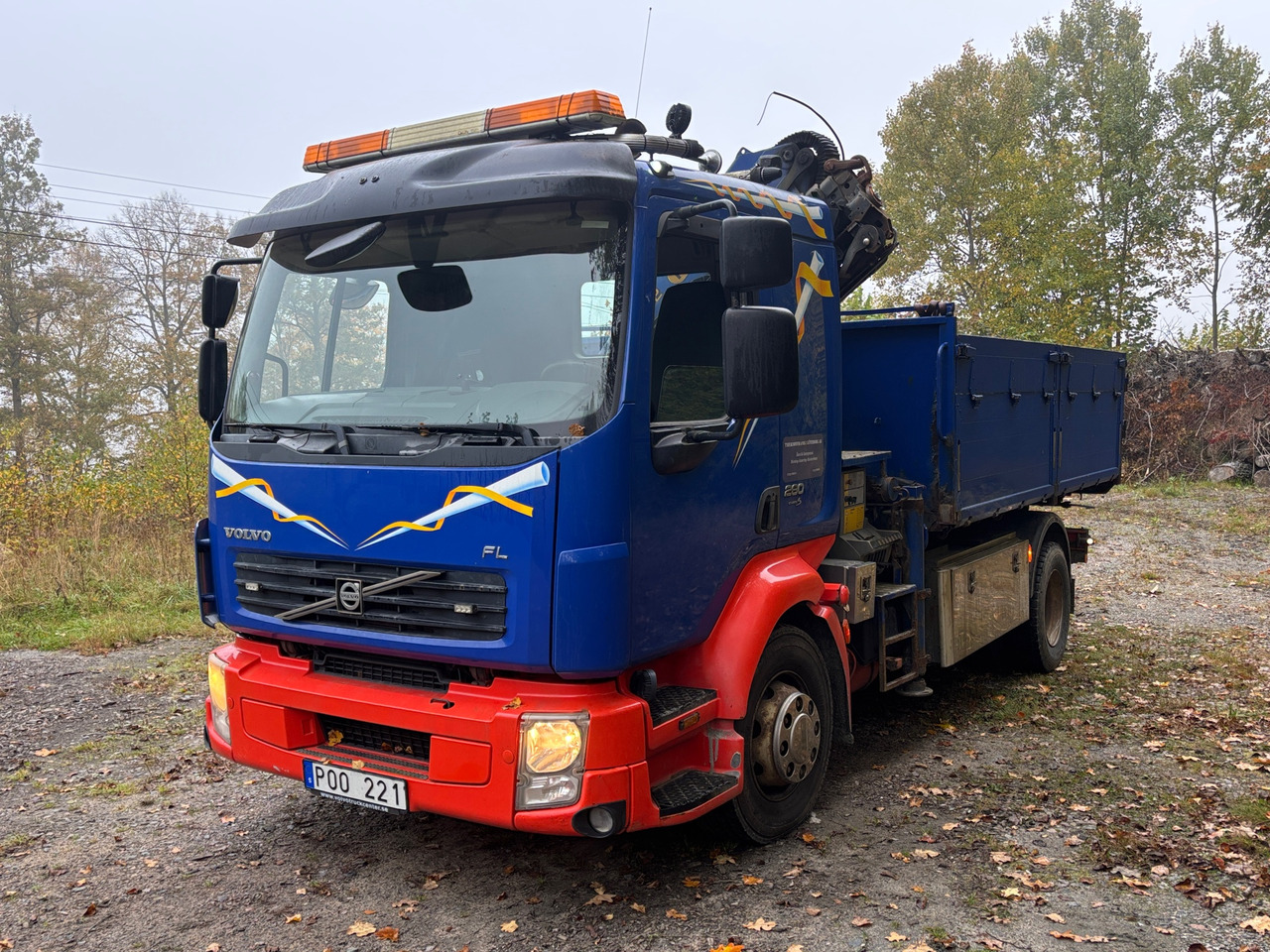 Volvo FL280 - Lastbil med kran: billede 1 Volvo FL280 - Lastbil med kran: billede 1