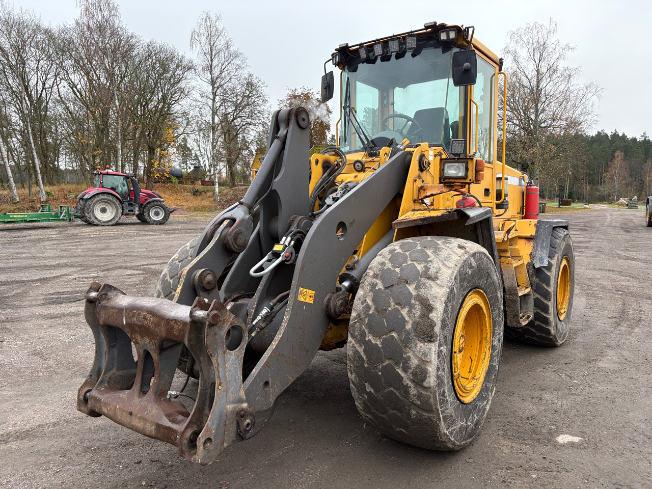 Volvo L90D - Gummihjulslæsser: billede 1 Volvo L90D - Gummihjulslæsser: billede 1