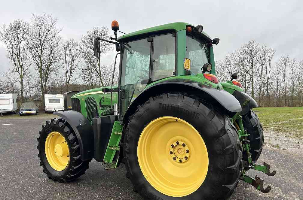 John Deere 6920 autopower, lucht, front pto, 50 km - Traktor: billede 2 John Deere 6920 autopower, lucht, front pto, 50 km - Traktor: billede 2